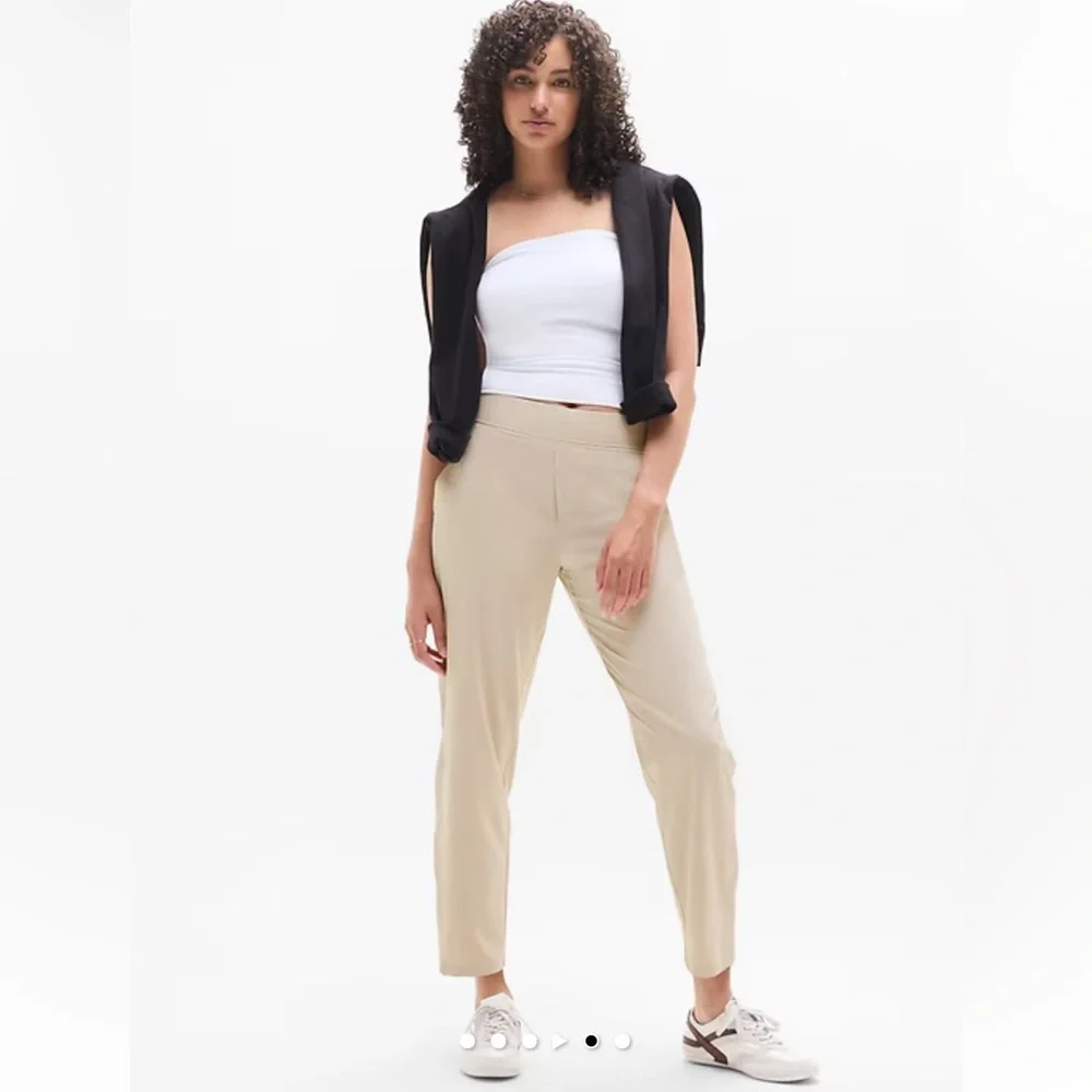 Athleta Brooklyn Ankle Pants Beige Size 4 Travel Stretch Pull On - Picture 2 of 16